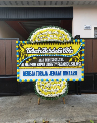 Papan Bunga Duka di Ngabang