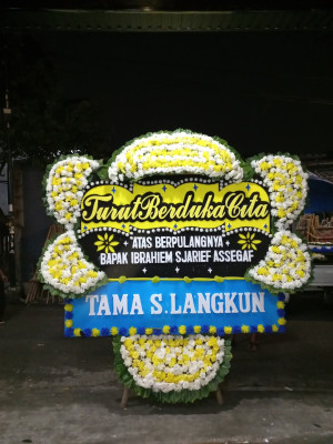 Papan Bunga Duka di Ngabang